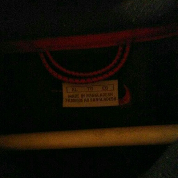 Nike Semi-Reversible Jacket - Picture 3 of 4